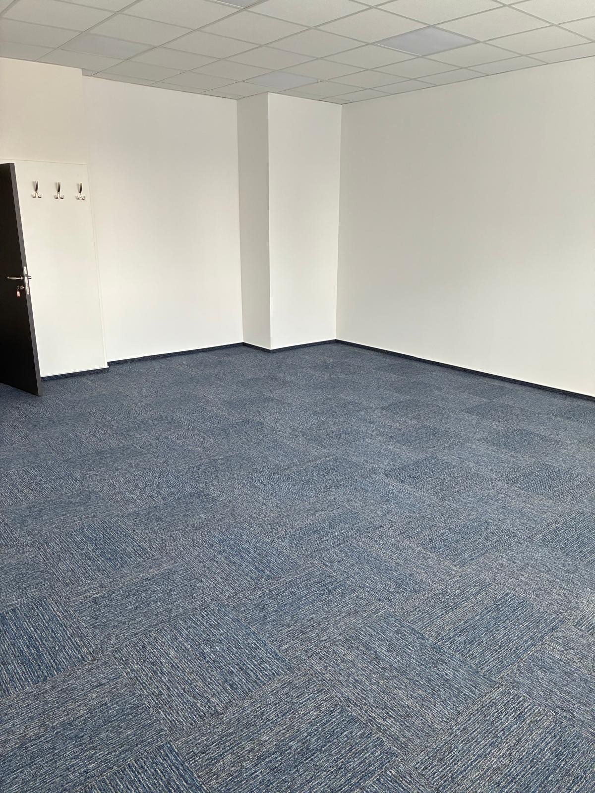 Pronájem kanceláře Zlín-Louky, 40 m² – fotografie nemovitosti